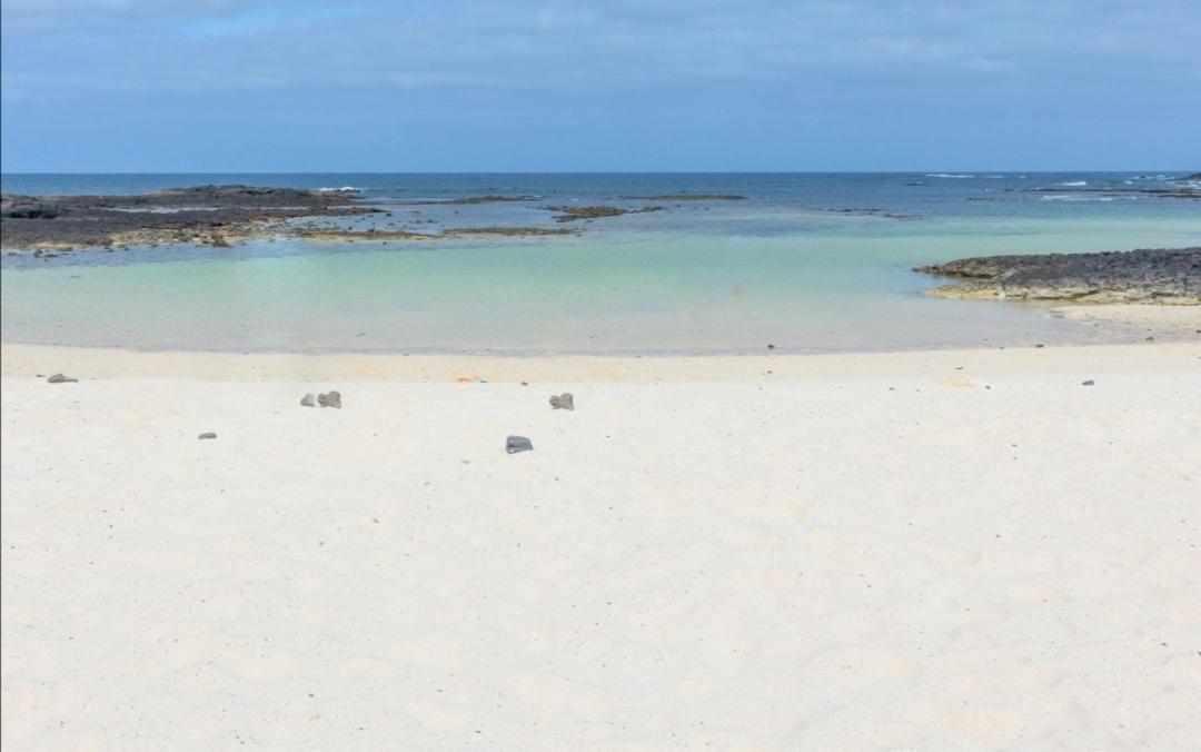 Apartamento Nire Lula En La Misma Playa El Cotillo  Экстерьер фото
