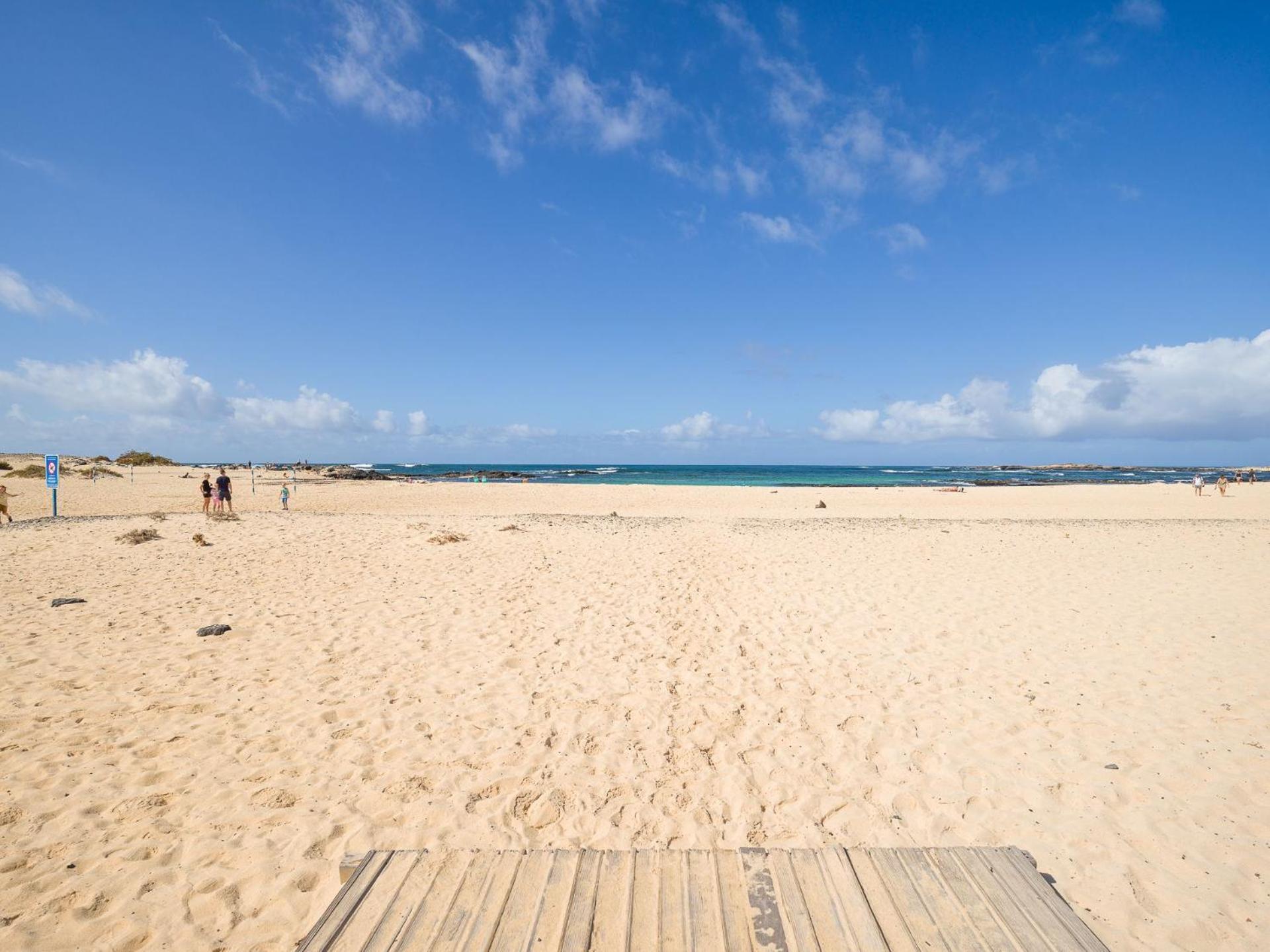Apartamento Nire Lula En La Misma Playa El Cotillo  Экстерьер фото