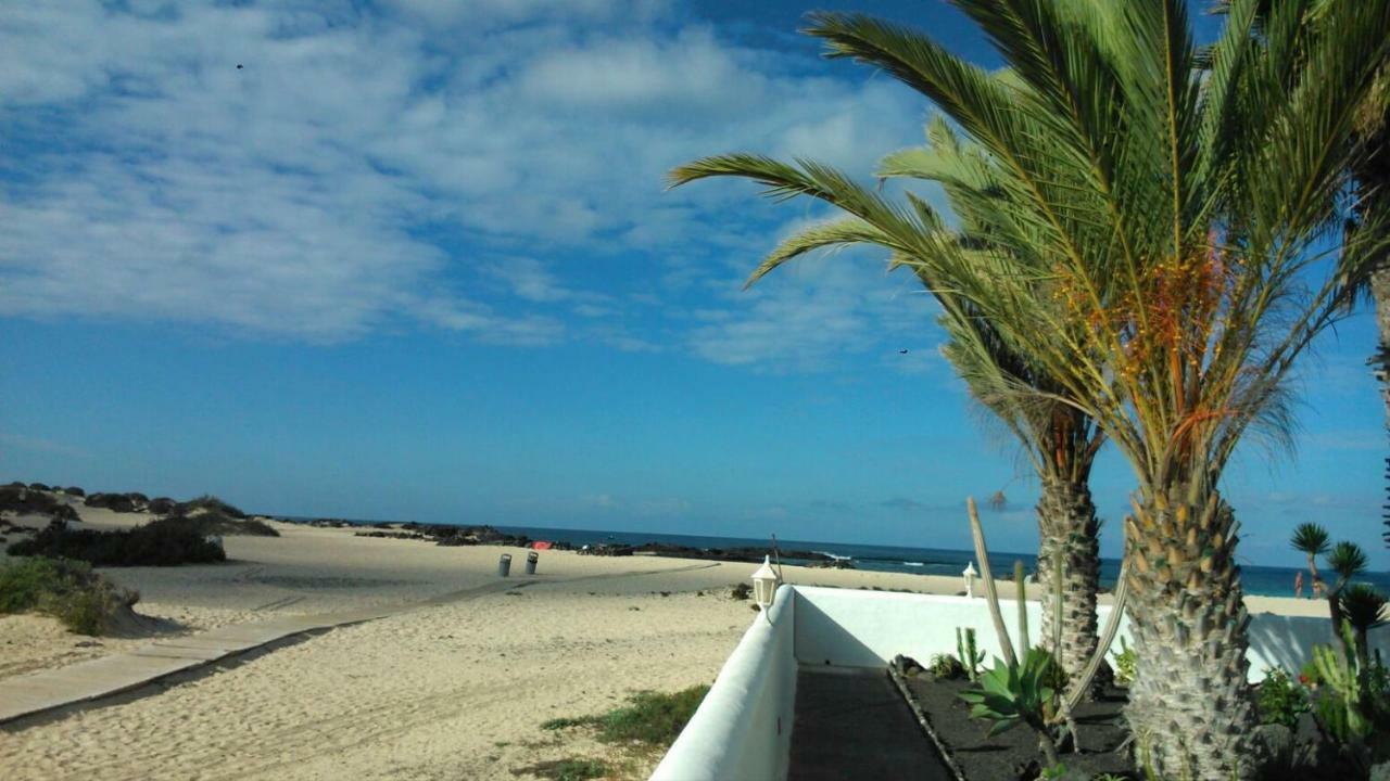 Apartamento Nire Lula En La Misma Playa El Cotillo  Экстерьер фото